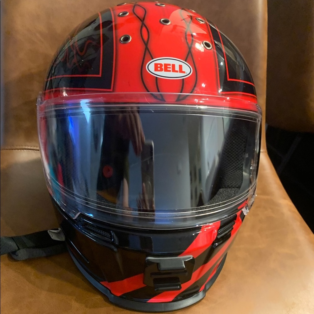Bell Eliminator Outlaw Helmet
(SM)